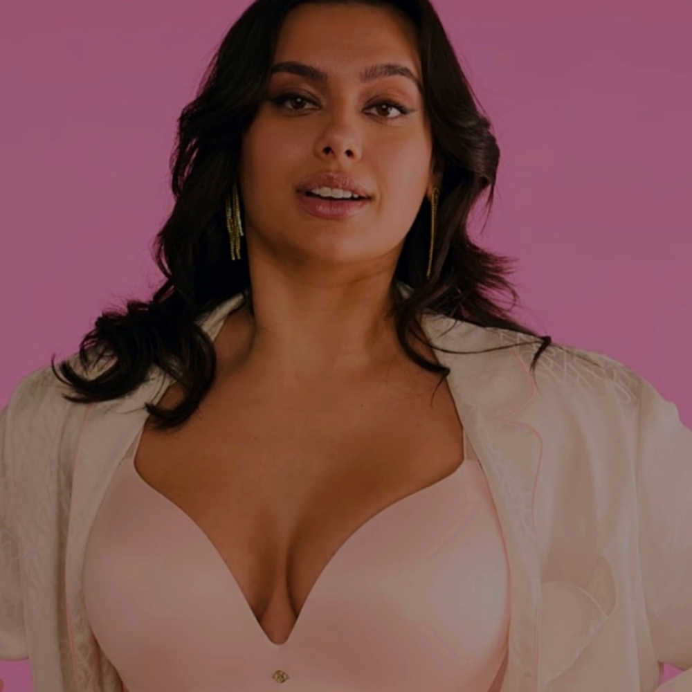 3 So Obessed Plunge Bras By Victoria Secret